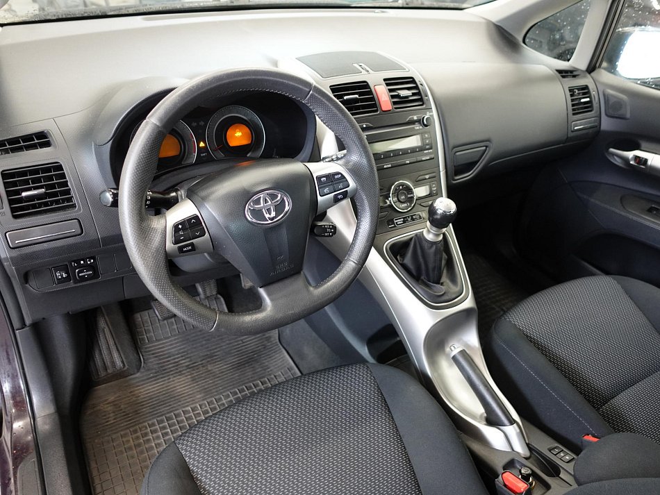 Toyota Auris 1.6i 