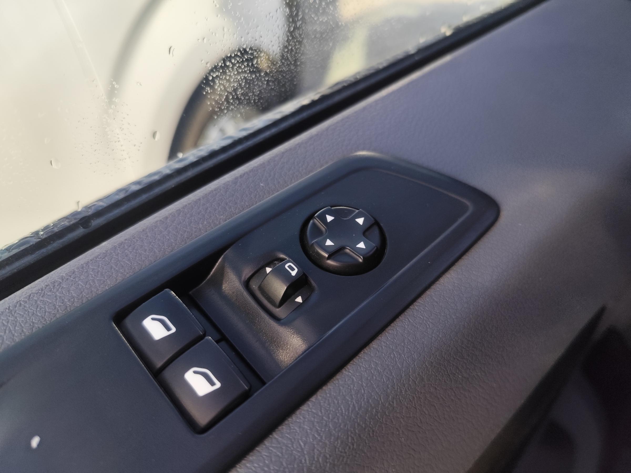 Peugeot Expert, 2020 - pohled č. 17