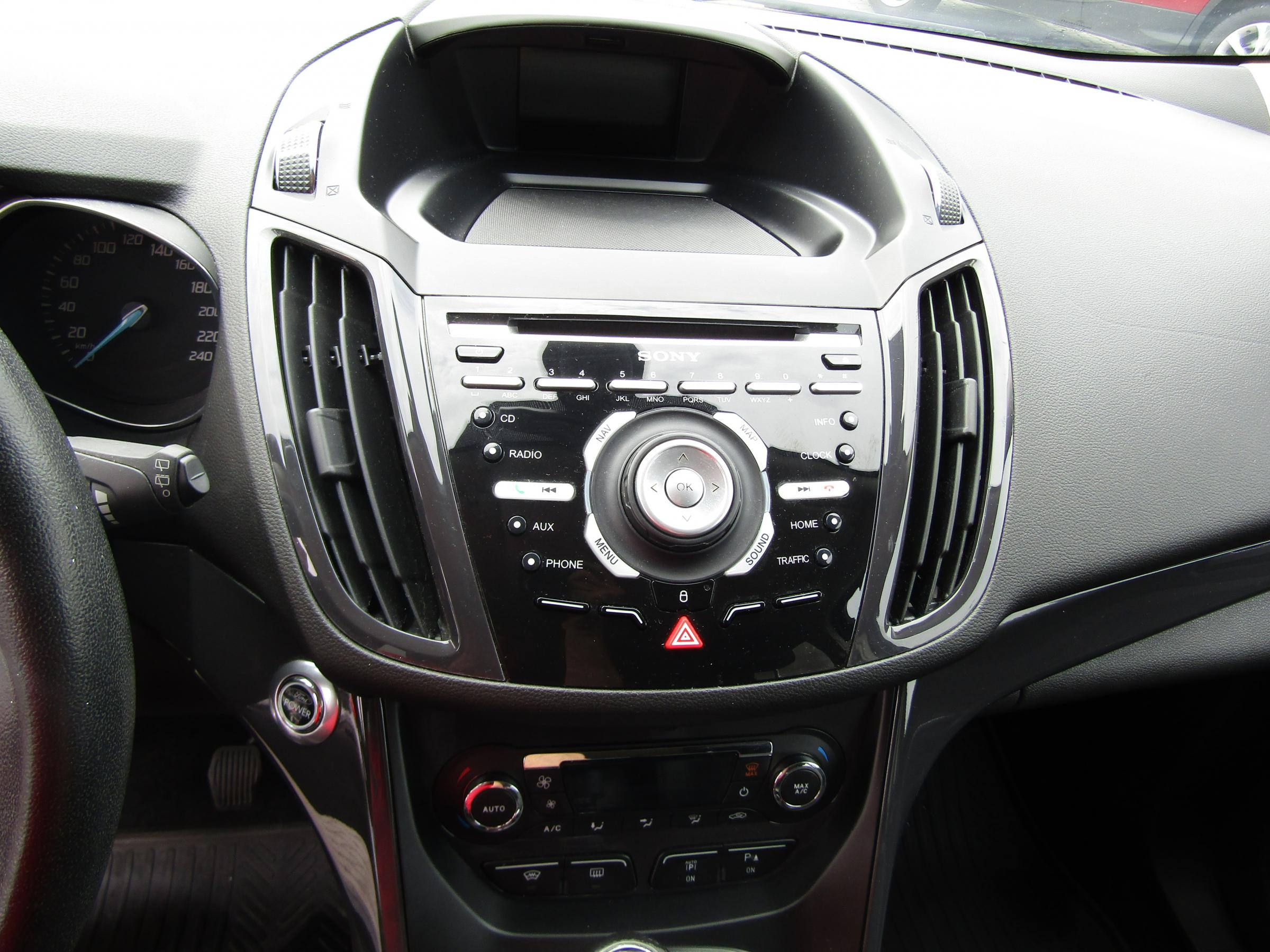 Ford Kuga, 2013 - pohled č. 12