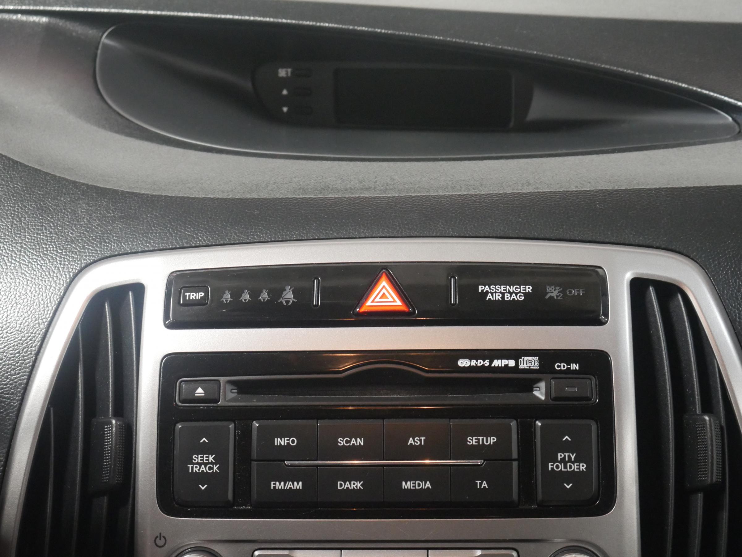 Hyundai i20, 2012 - pohled č. 15