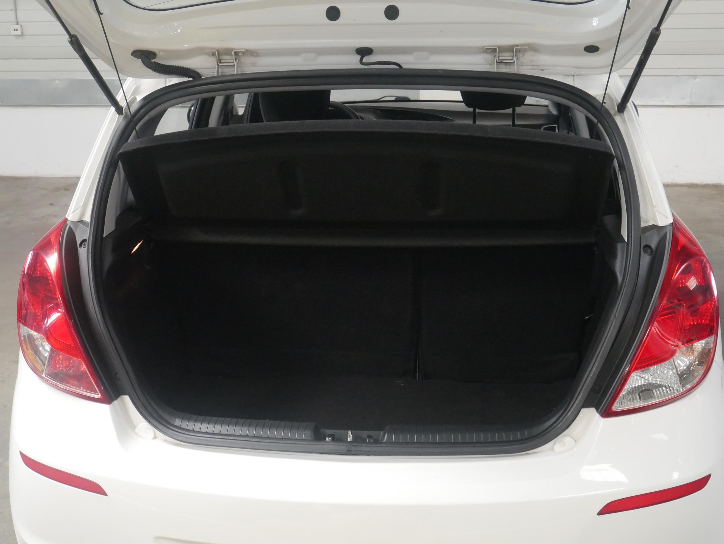 Hyundai i20, 2012 - pohled č. 7