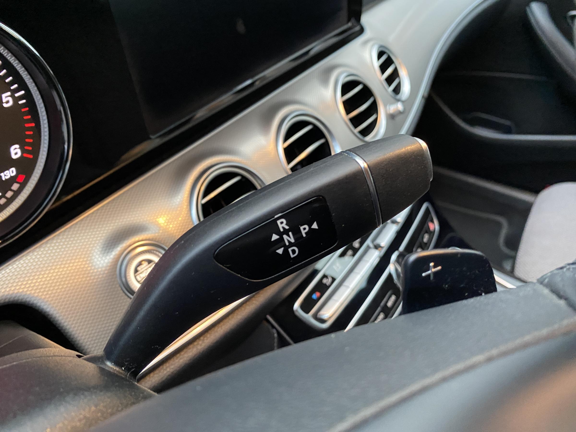 Mercedes-Benz Třída E, 2017 - pohled č. 16