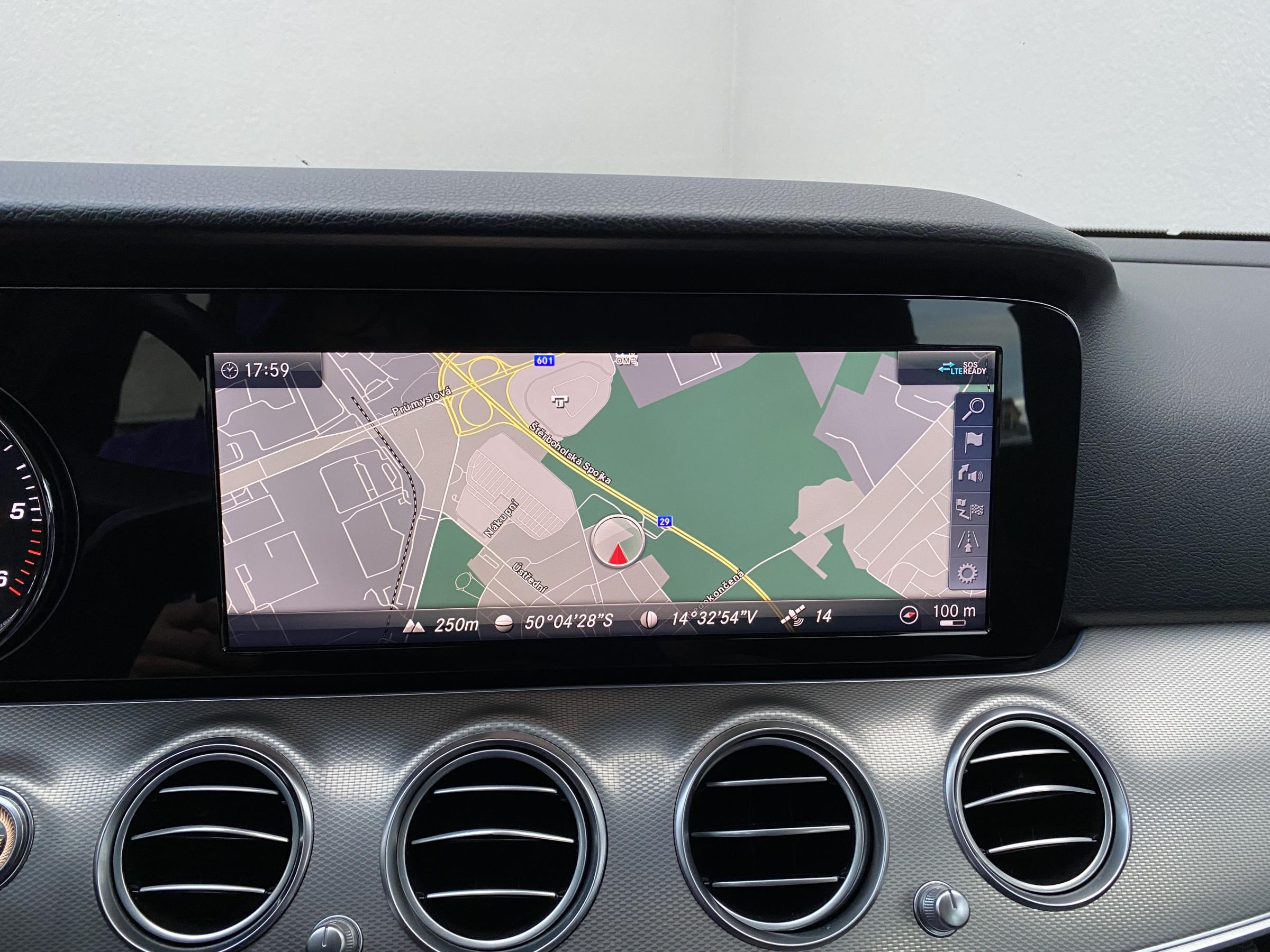 Mercedes-Benz Třída E, 2017 - pohled č. 18