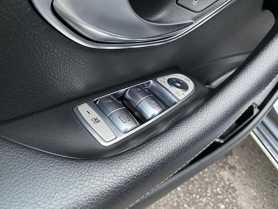 Mercedes-Benz Třída E 2.0d  220d