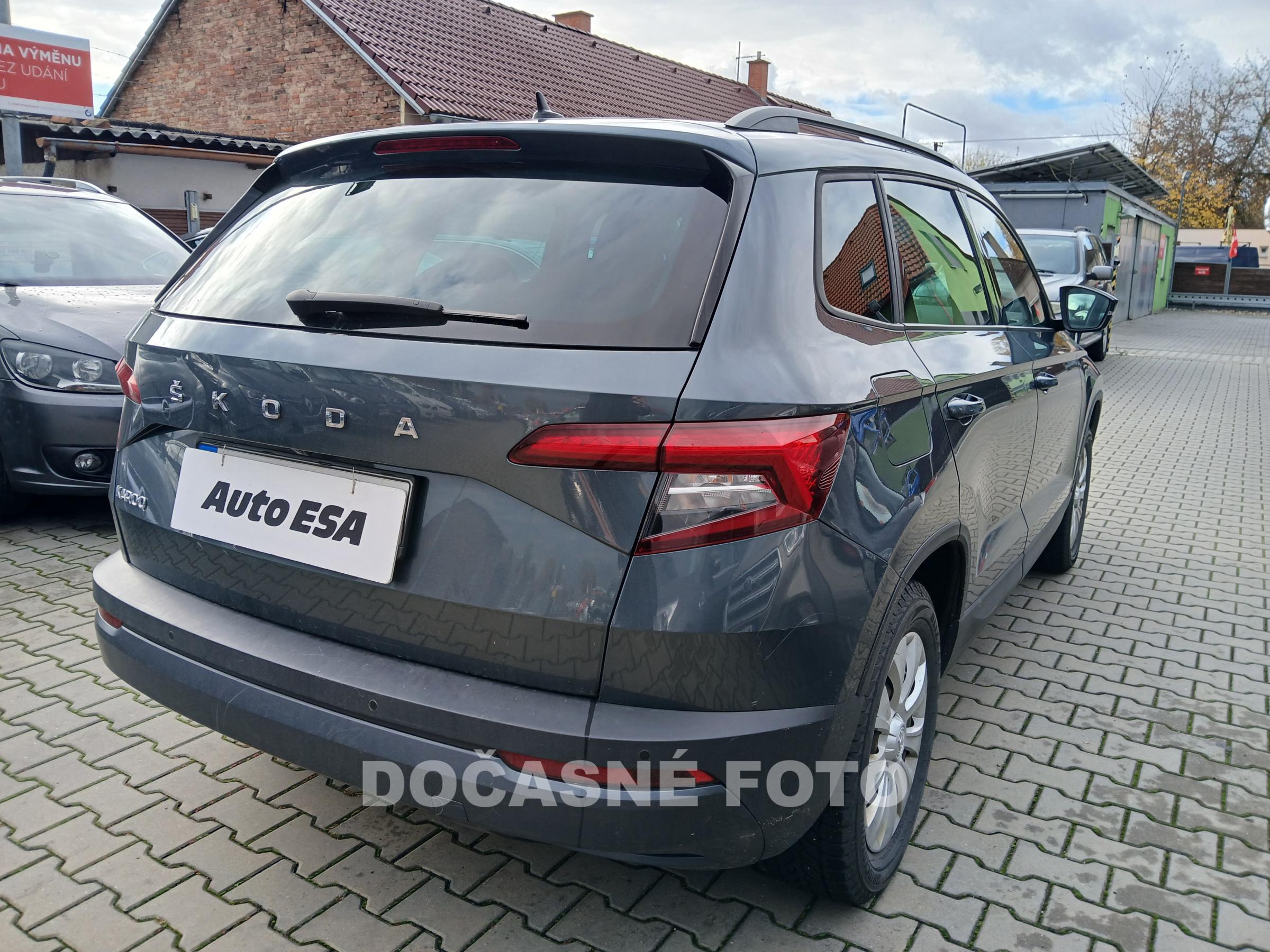 Škoda Karoq, 2020 - pohled č. 2