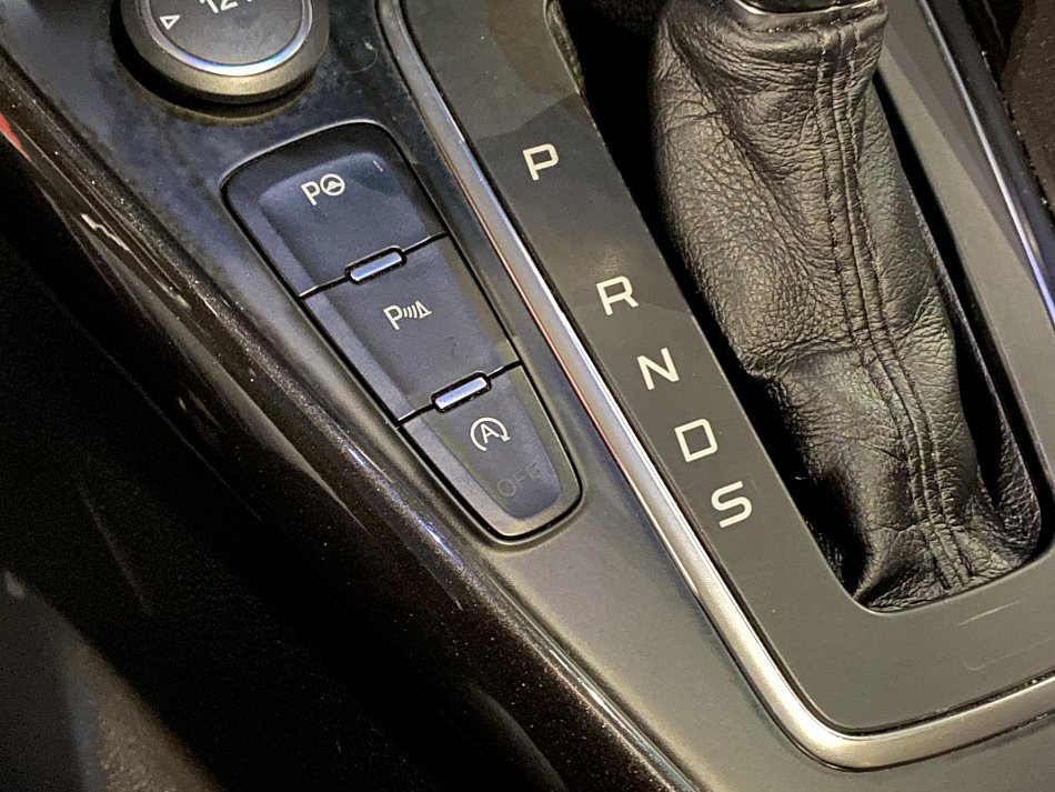 Ford Focus 1.5T ST-Line