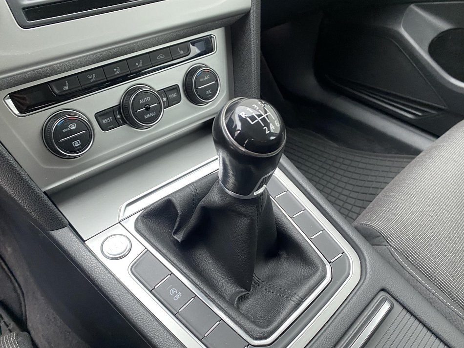 Volkswagen Passat 2.0 TDi Comfortline