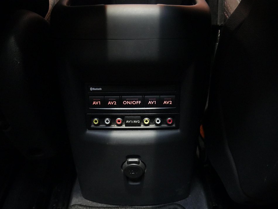 Peugeot 5008 2.0HDi 