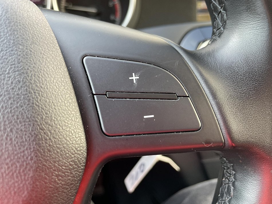 Mercedes-Benz Třída C 2.2CDi  C180