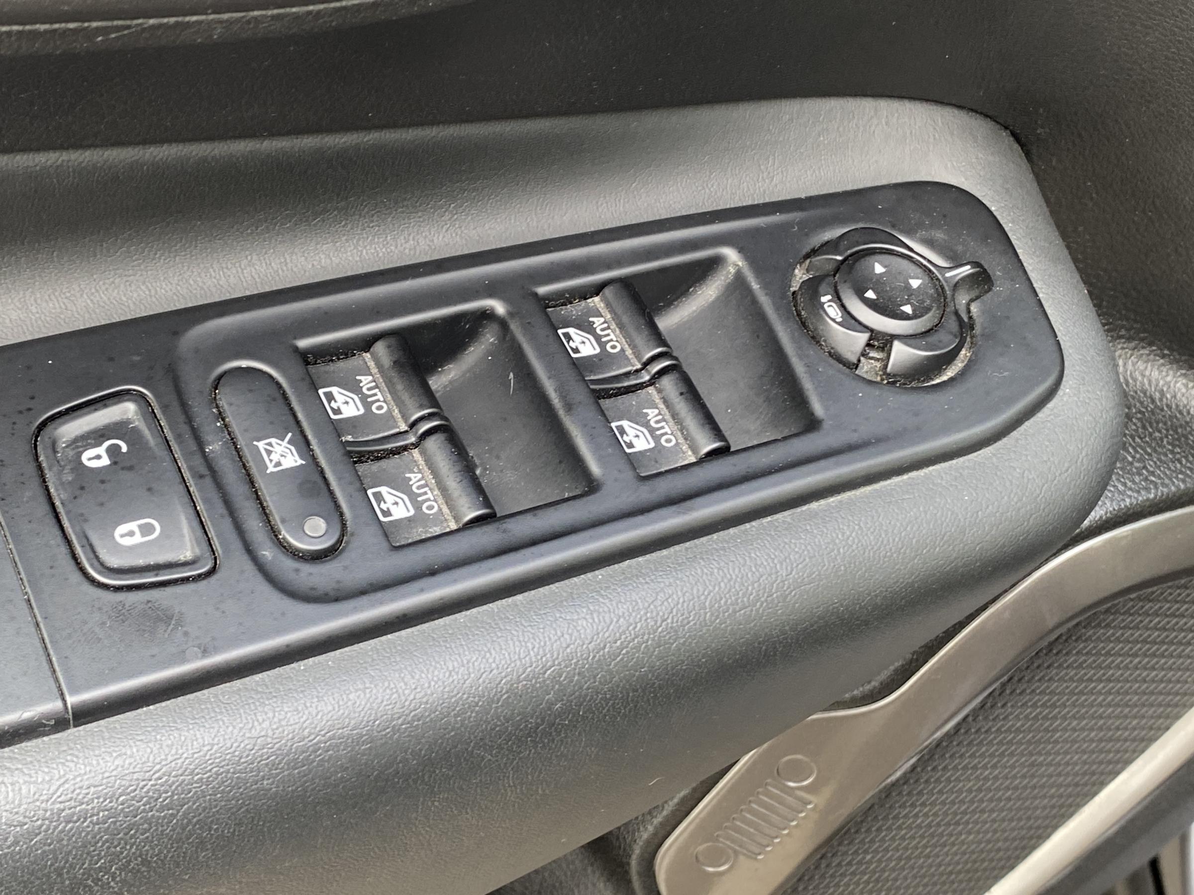 Jeep Renegade, 2019 - pohled č. 11