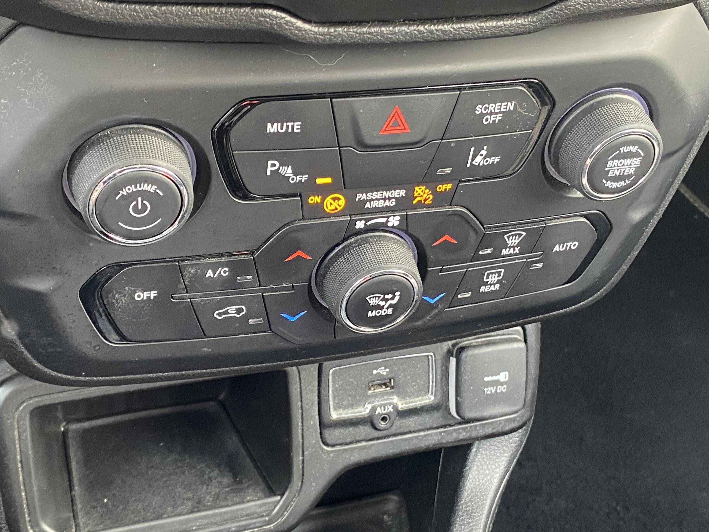 Jeep Renegade, 2019 - pohled č. 15