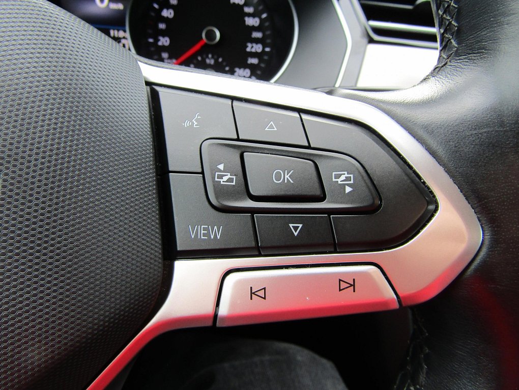 Volkswagen Passat 1.5 TSi 