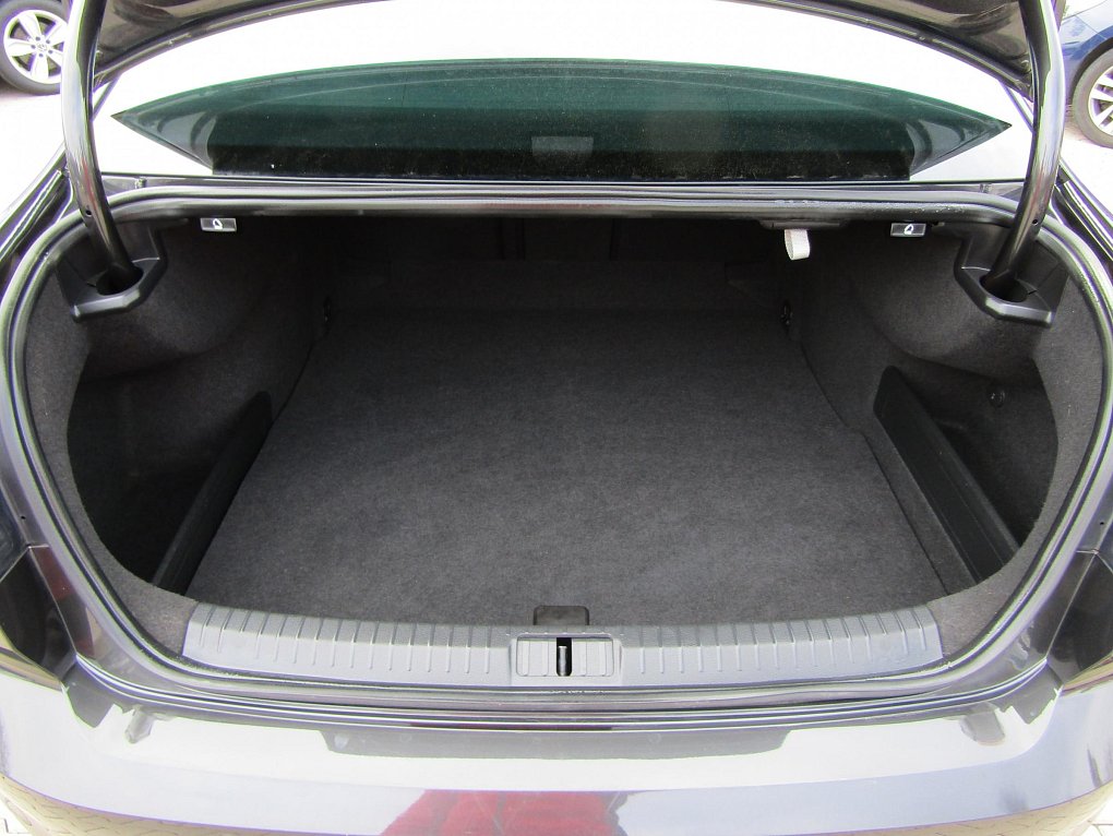 Volkswagen Passat 1.5 TSi 