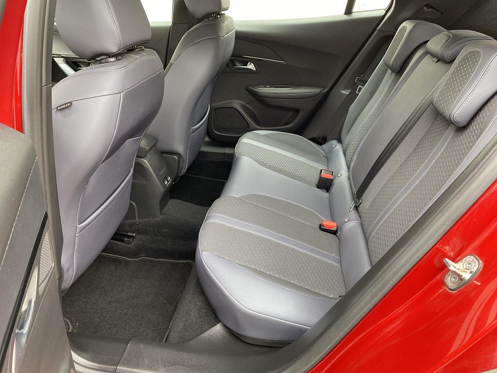 Peugeot 2008 1.2PT Allure