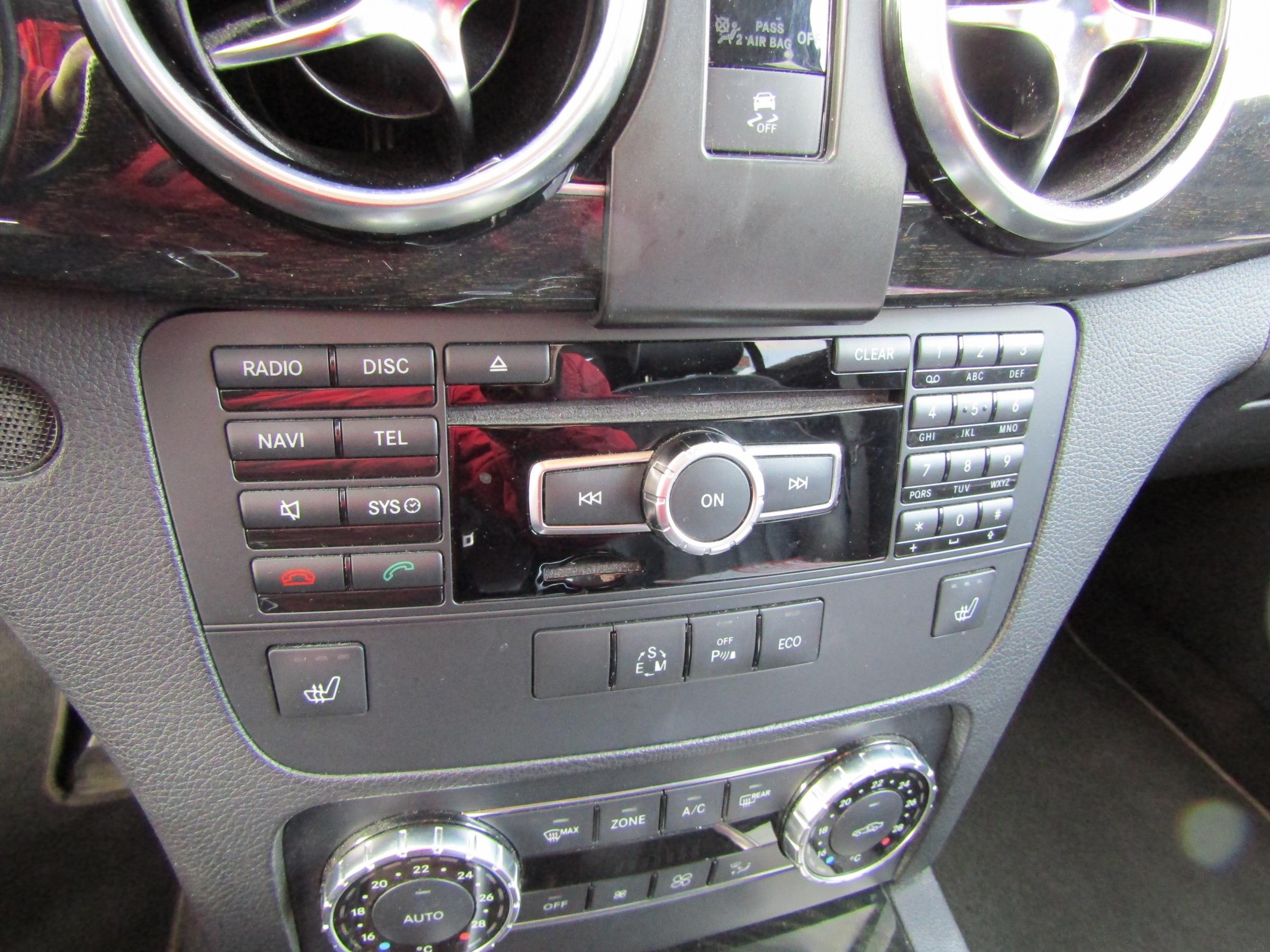 Mercedes-Benz GLK, 2013 - pohled č. 11