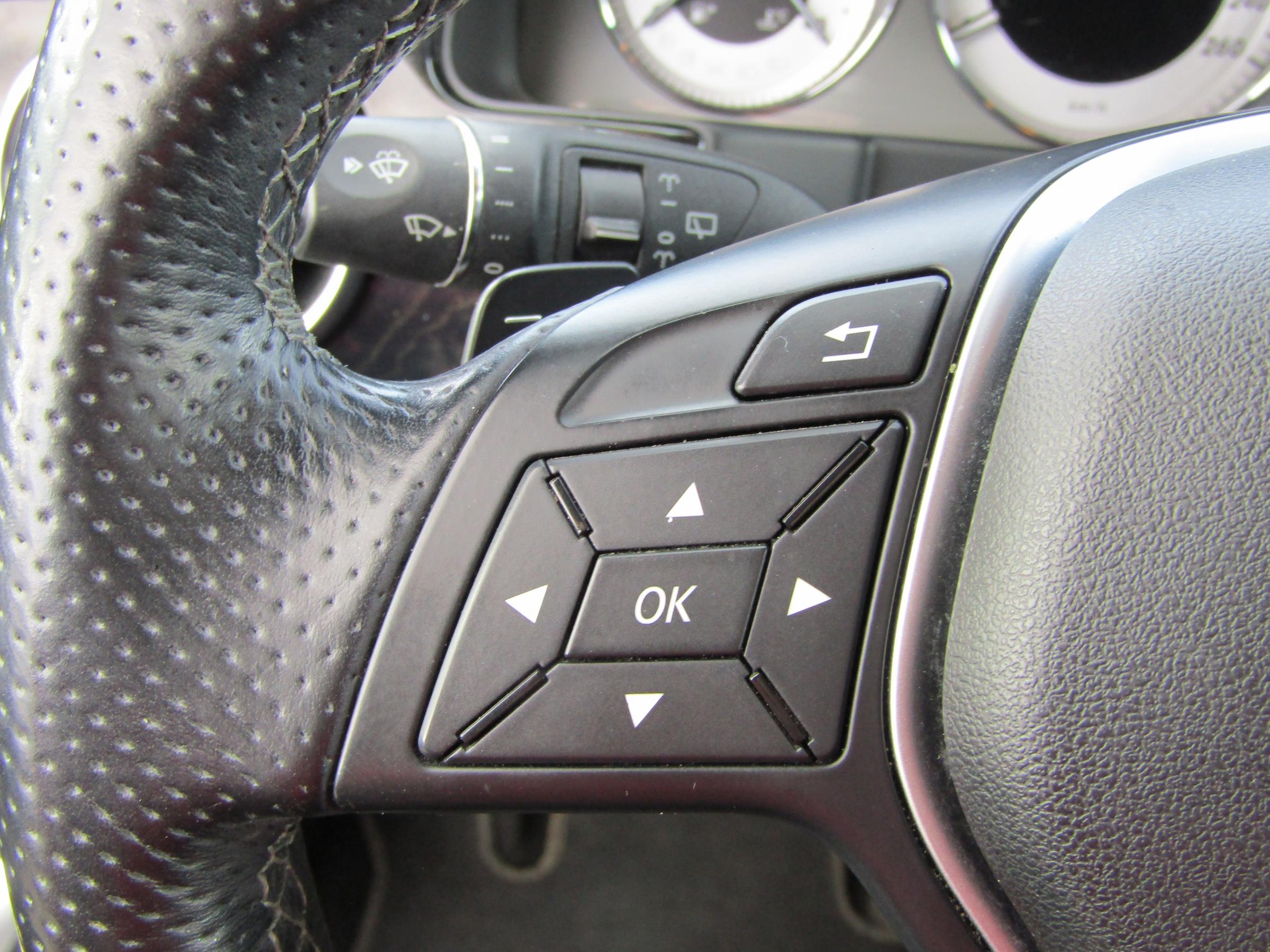 Mercedes-Benz GLK, 2013 - pohled č. 18