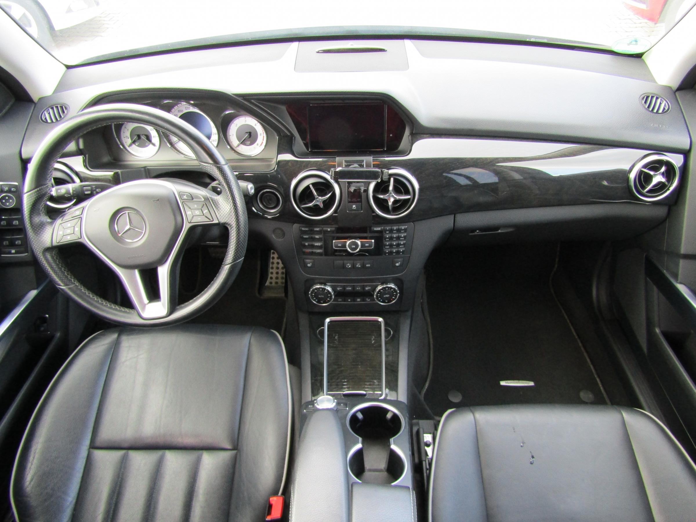 Mercedes-Benz GLK, 2013 - pohled č. 8