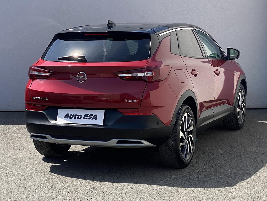 Opel Grandland X 1.2T Ultimate