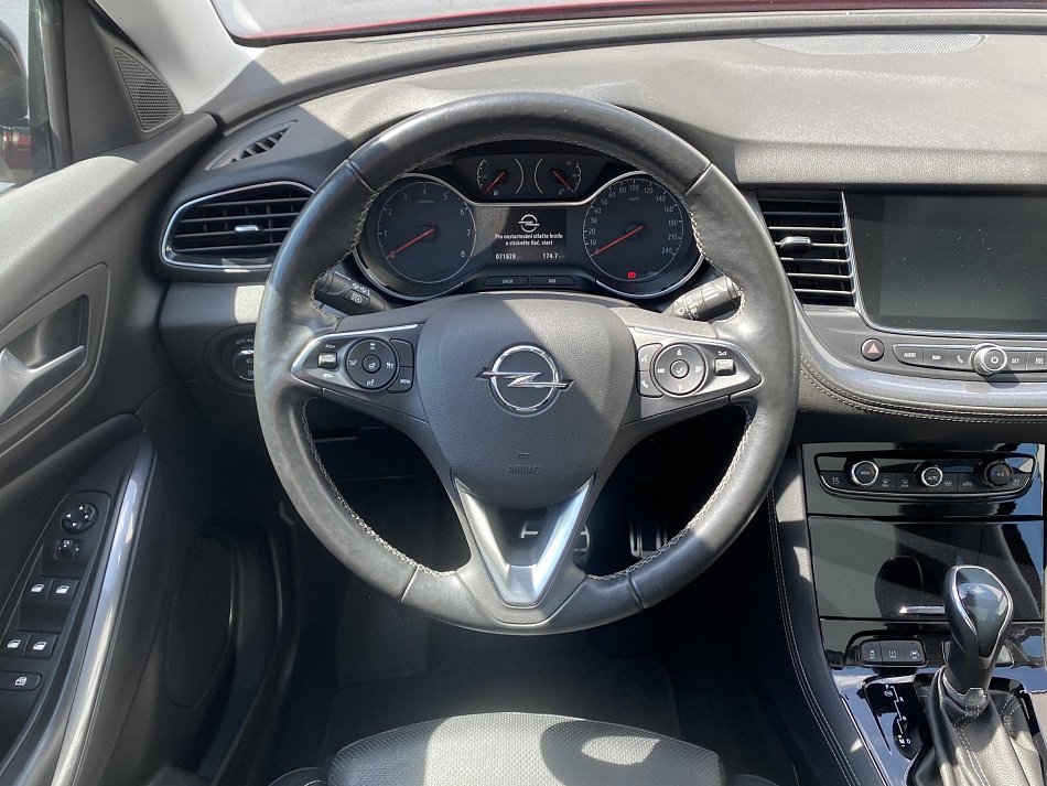 Opel Grandland X 1.2T Ultimate
