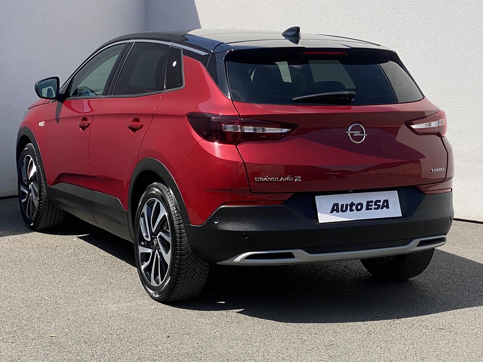Opel Grandland X 1.2T Ultimate