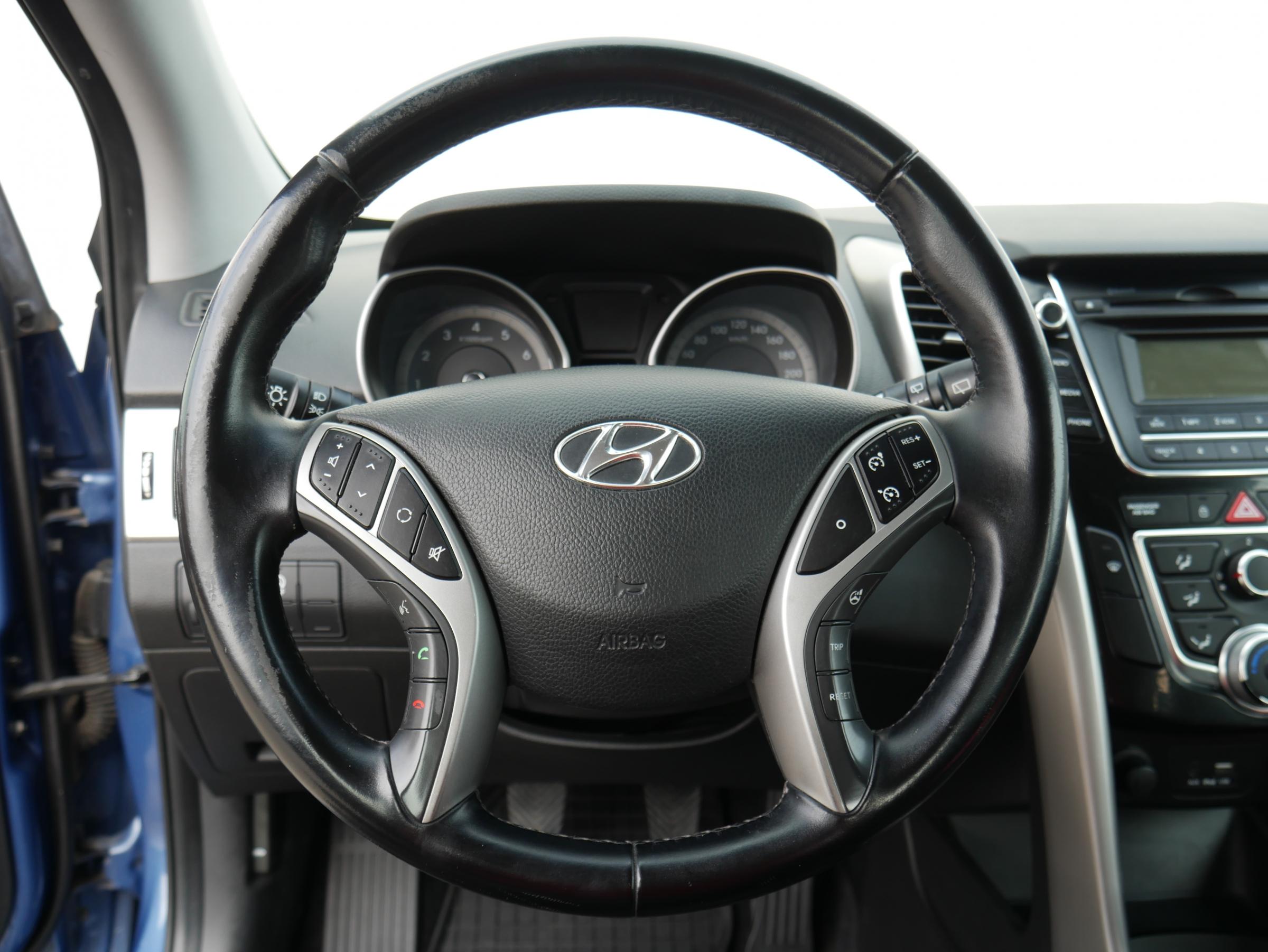 Hyundai i30, 2016 - pohled č. 15