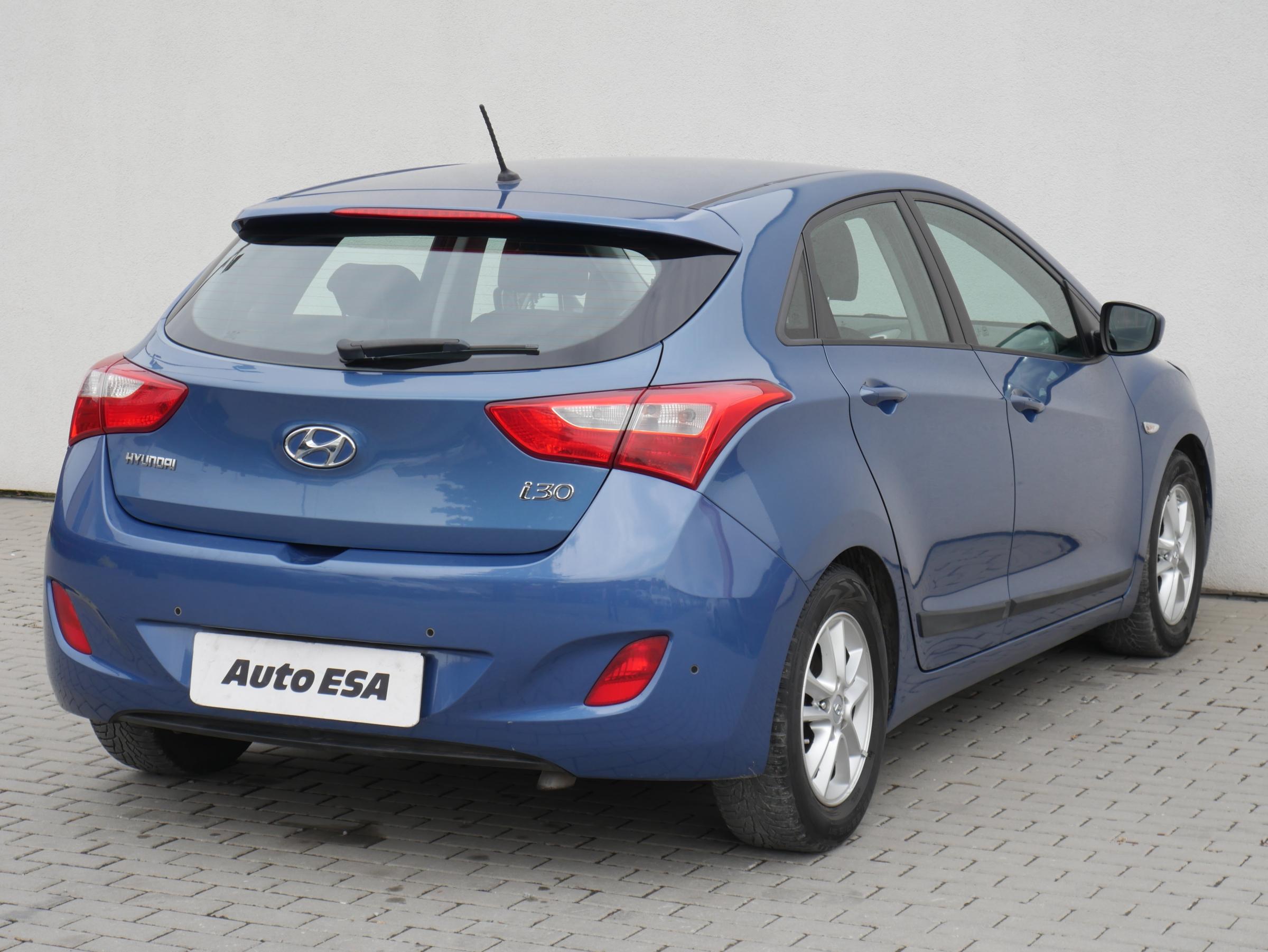 Hyundai i30, 2016 - pohled č. 4