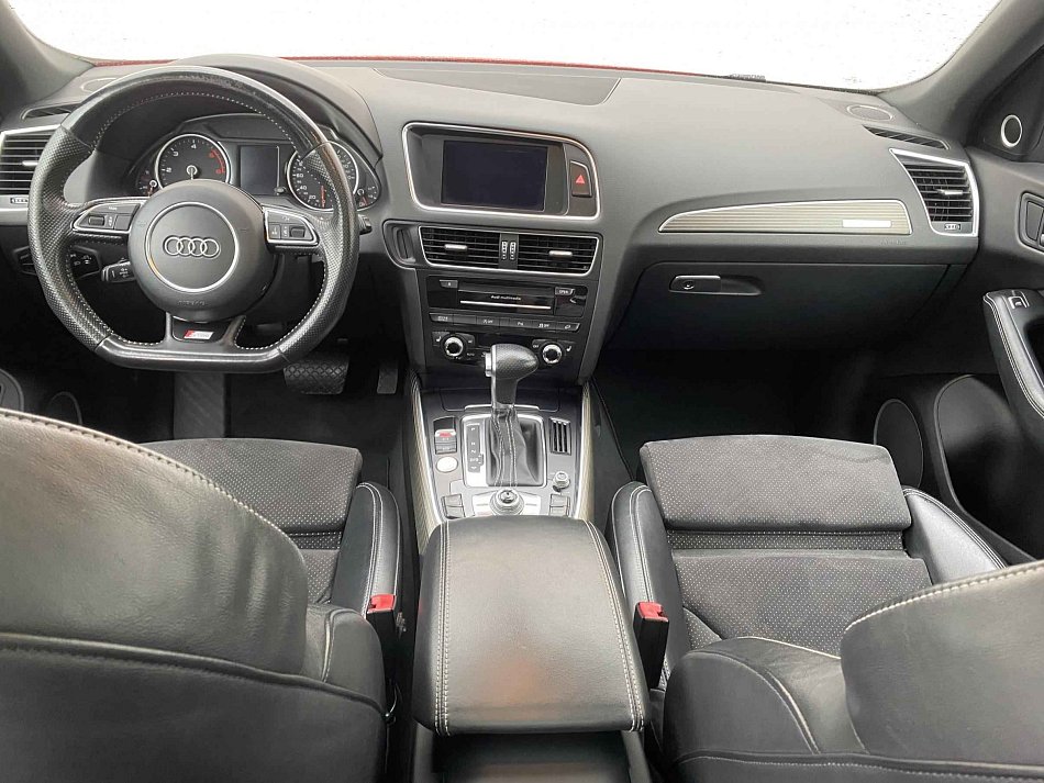 Audi Q5 3.0 TDi  Quattro