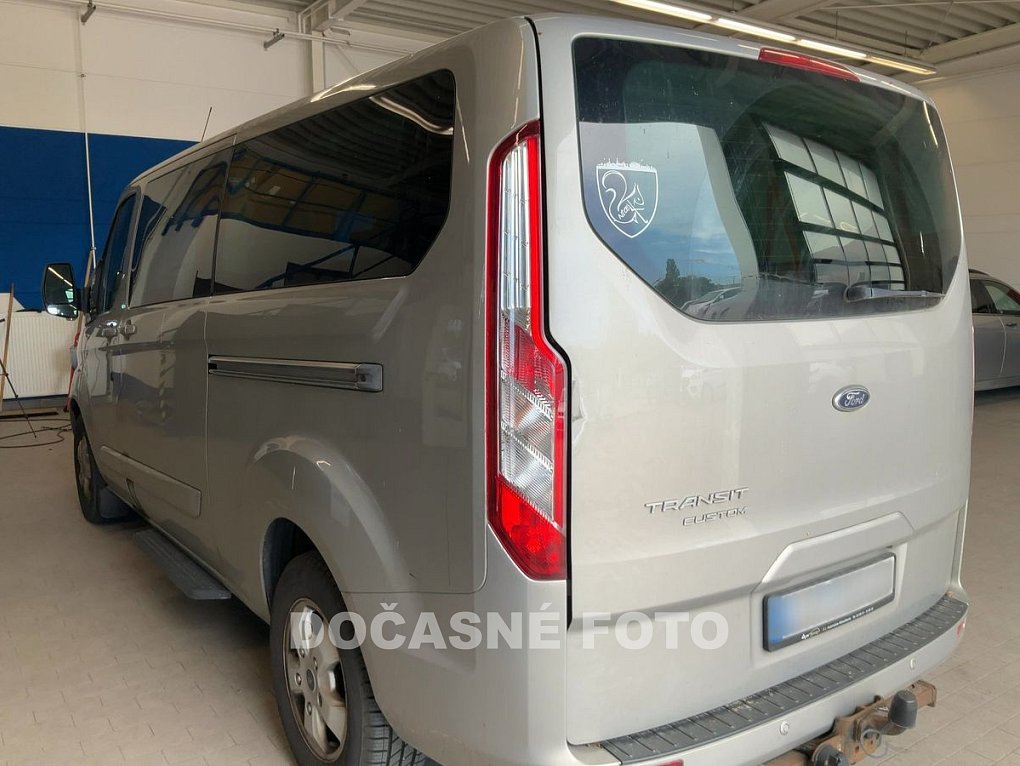 Ford Tourneo Custom 2.2TDCi Titanium L2