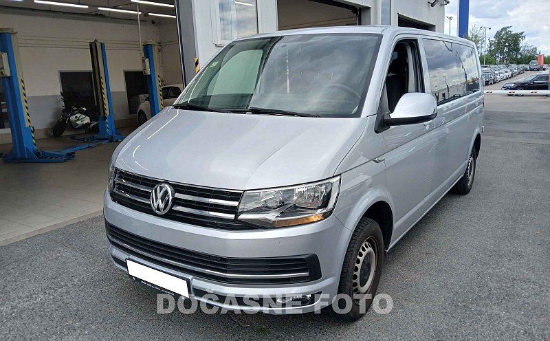 Volkswagen Transporter 2.0TDi  L2 9míst