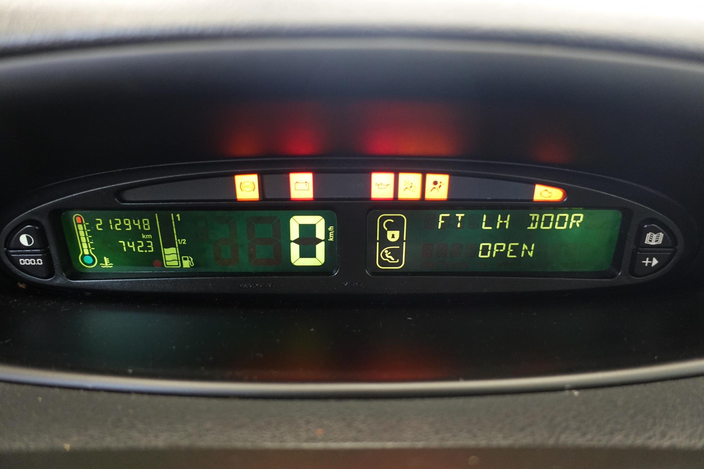 Citroën Xsara Picasso, 2008 - pohled č. 15