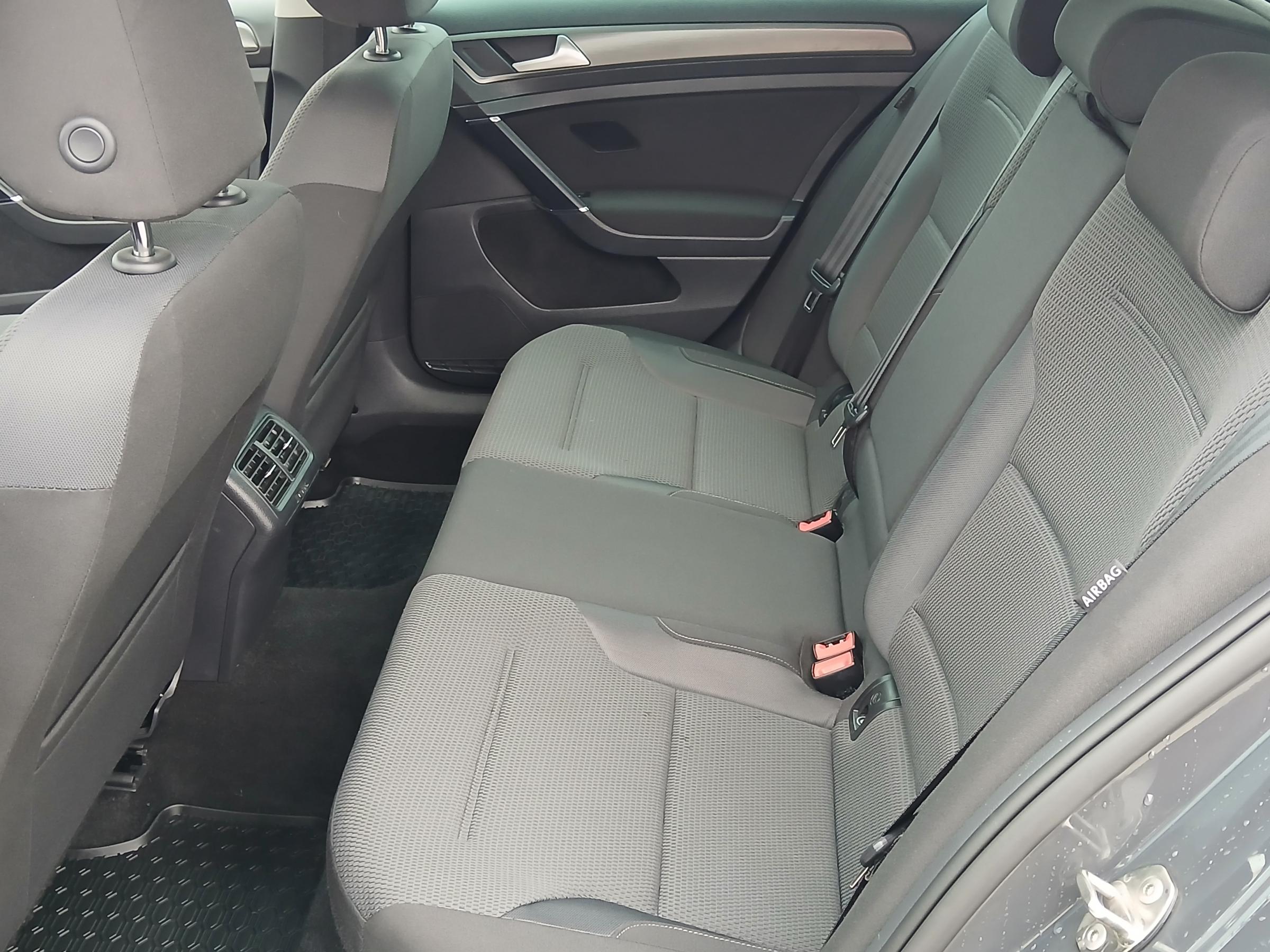 Volkswagen Golf, 2013 - pohled č. 11