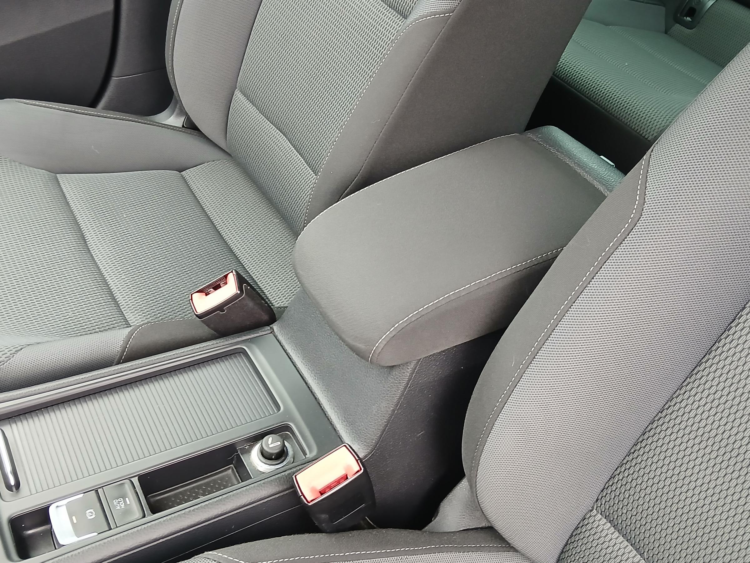 Volkswagen Golf, 2013 - pohled č. 22