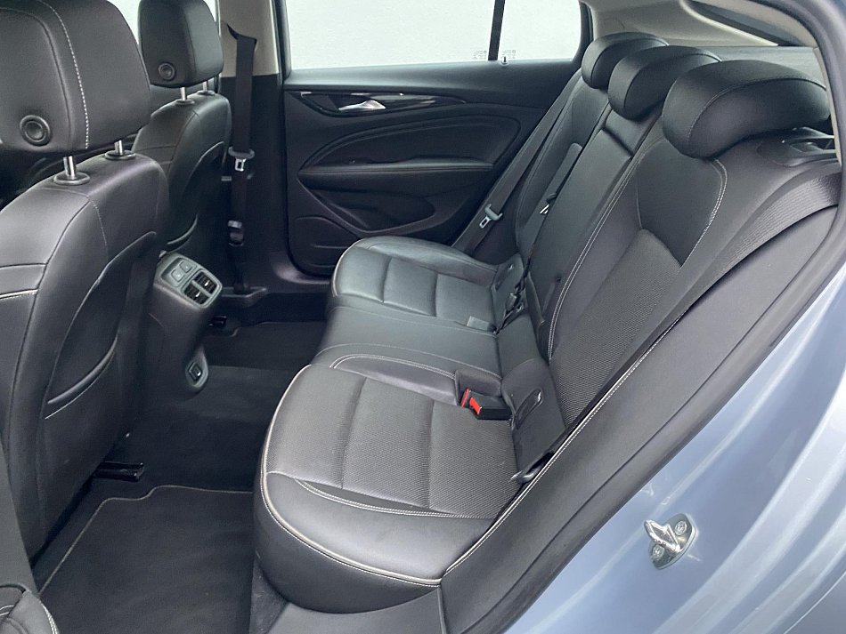 Opel Insignia 2.0CDTI  GRAND SPORT