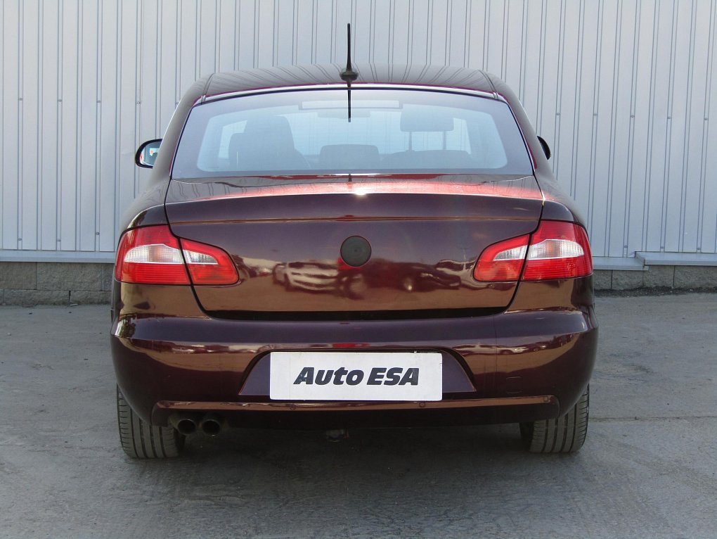 Škoda Superb II 2.0 TDi Elegance