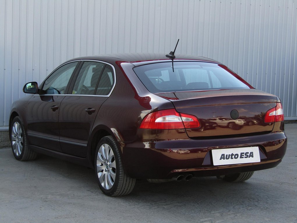Škoda Superb II 2.0 TDi Elegance