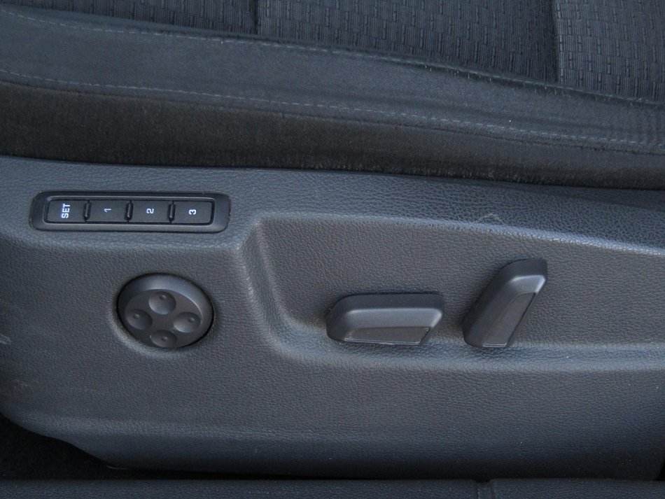 Škoda Superb II 2.0 TDi Elegance