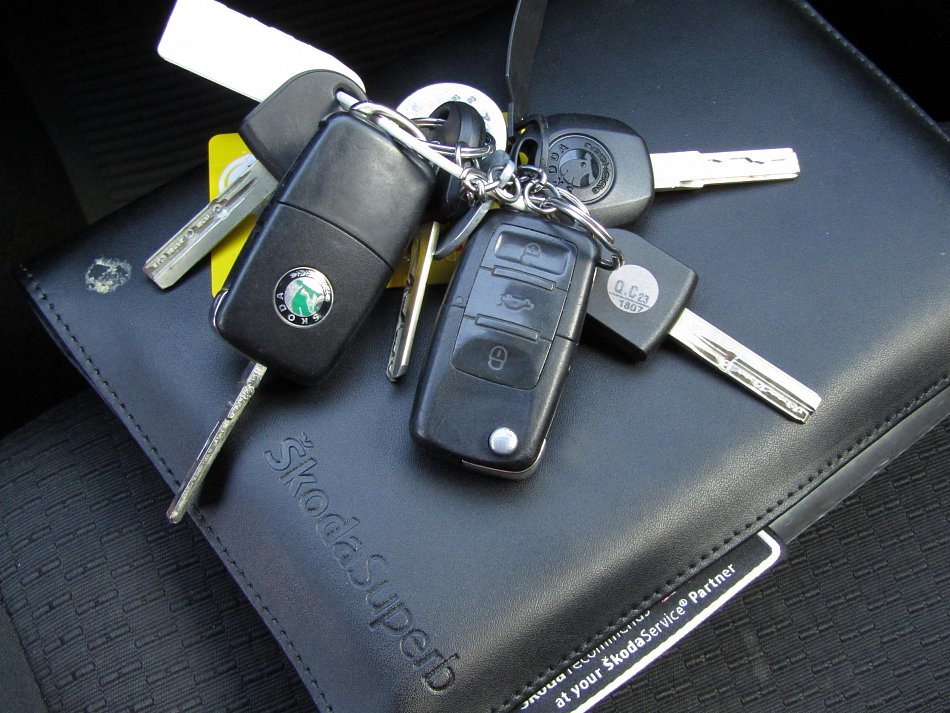 Škoda Superb II 2.0 TDi Elegance