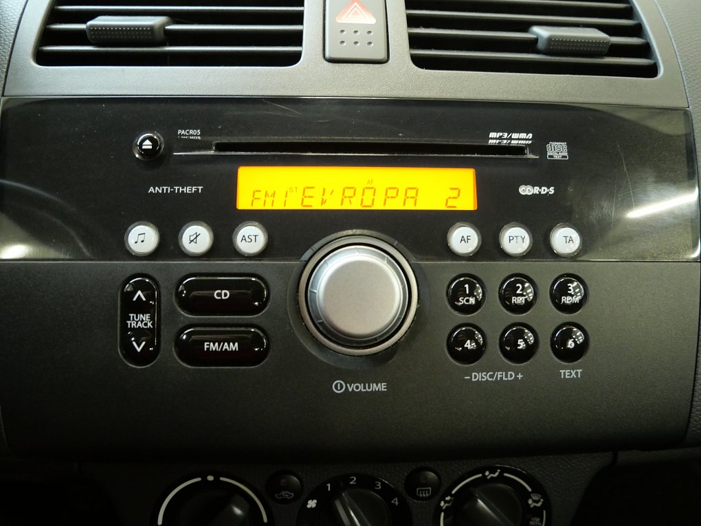Suzuki Swift 1.3i  4x4