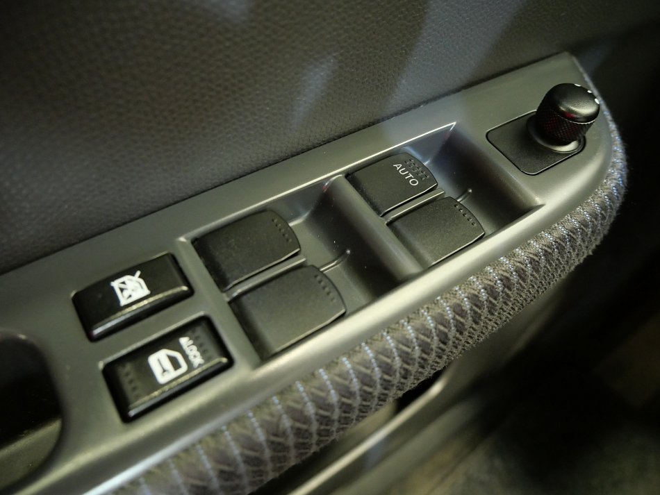 Suzuki Swift 1.3i  4x4