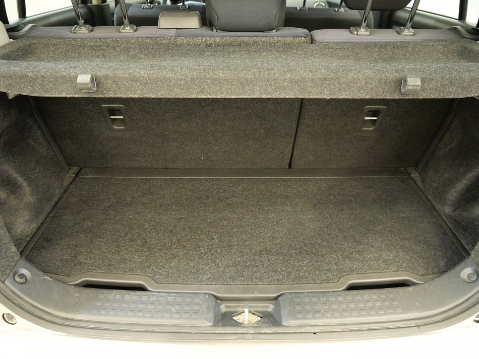 Suzuki Swift 1.3i  4x4