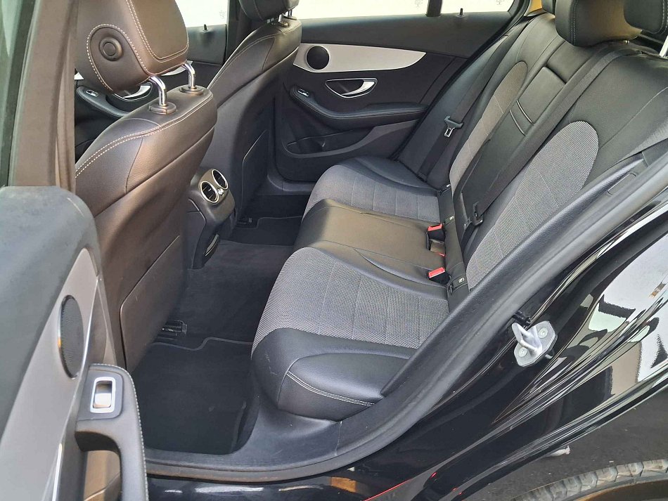 Mercedes-Benz Třída C 2.0CDi Avantgarde C220