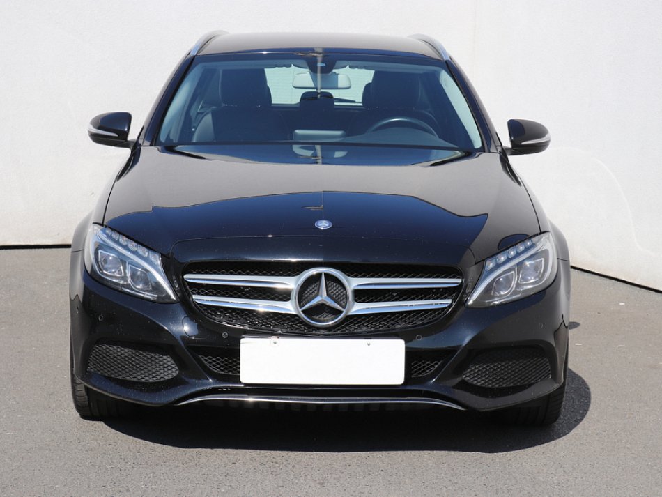 Mercedes-Benz Třída C 2.0 D Avantgarde