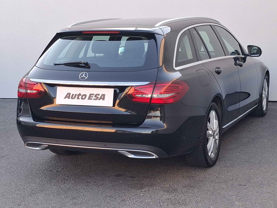Mercedes-Benz Třída C 2.0CDi Avantgarde C220
