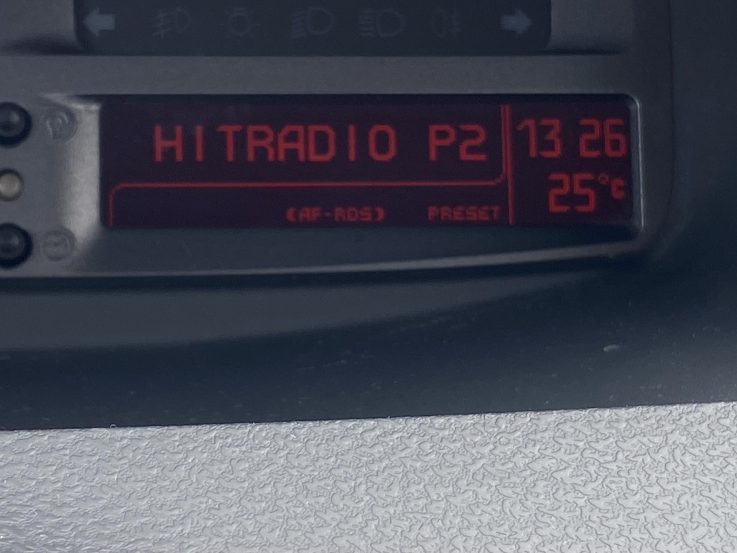 Renault Modus, 2008 - pohled č. 18