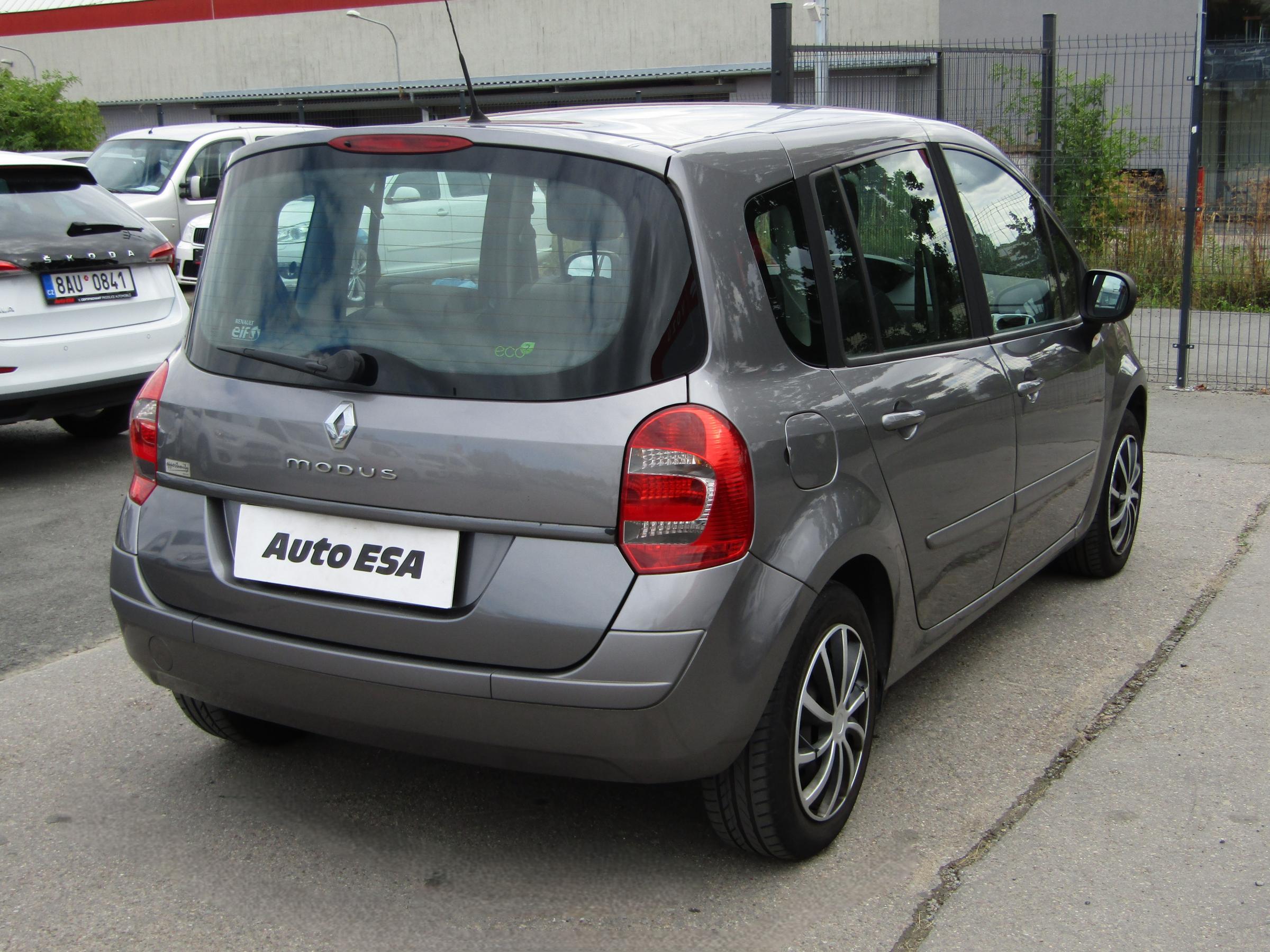 Renault Modus, 2008 - pohled č. 4