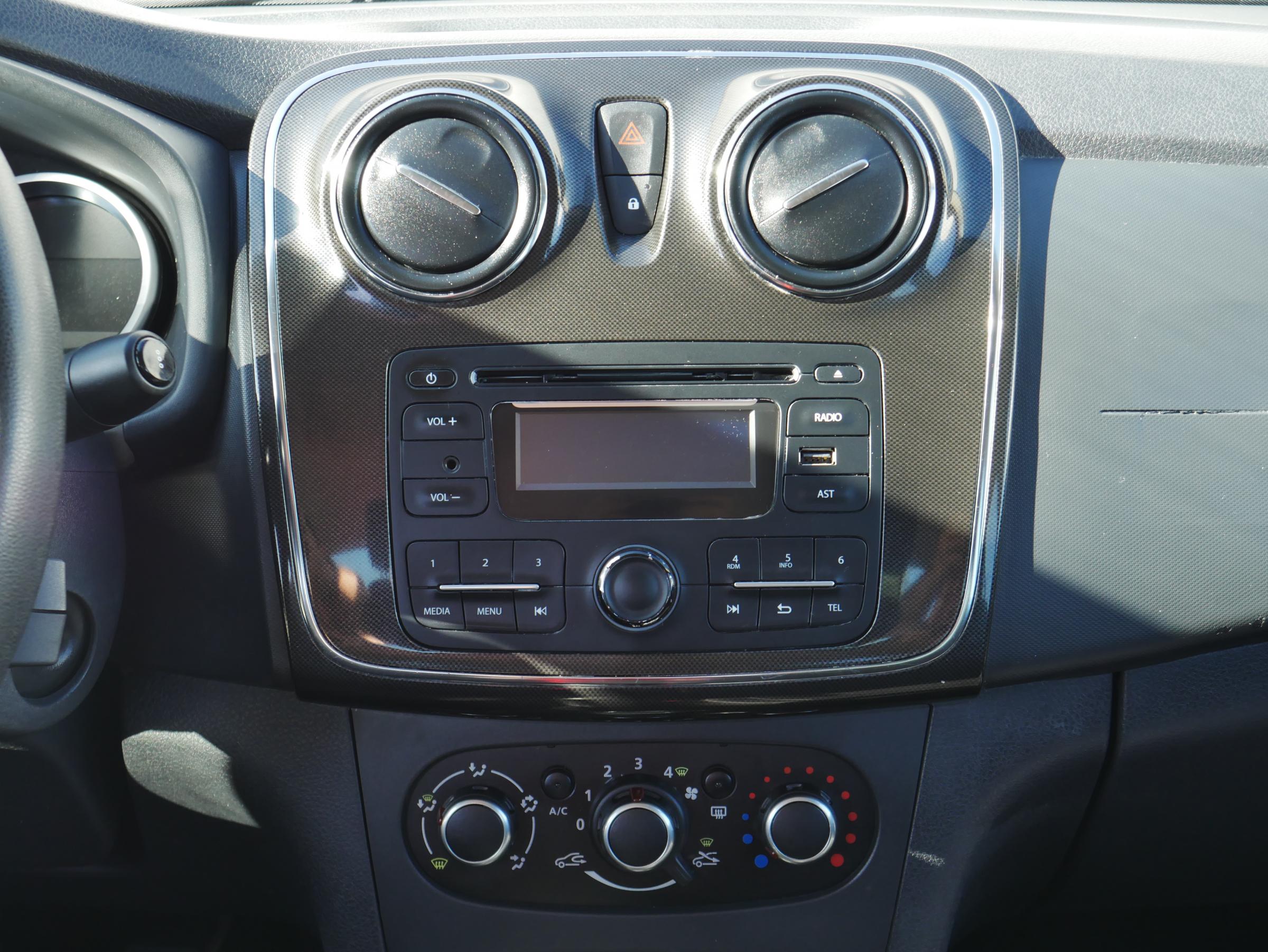 Dacia Logan, 2017 - pohled č. 11