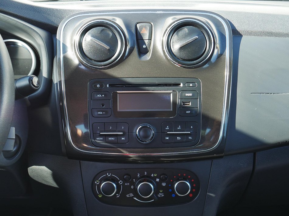 Dacia Logan 1.2i Arctica