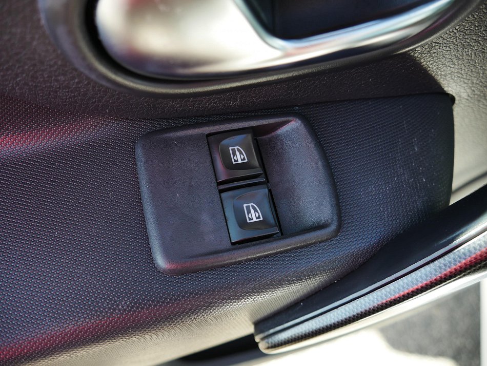 Dacia Logan 1.2i Arctica