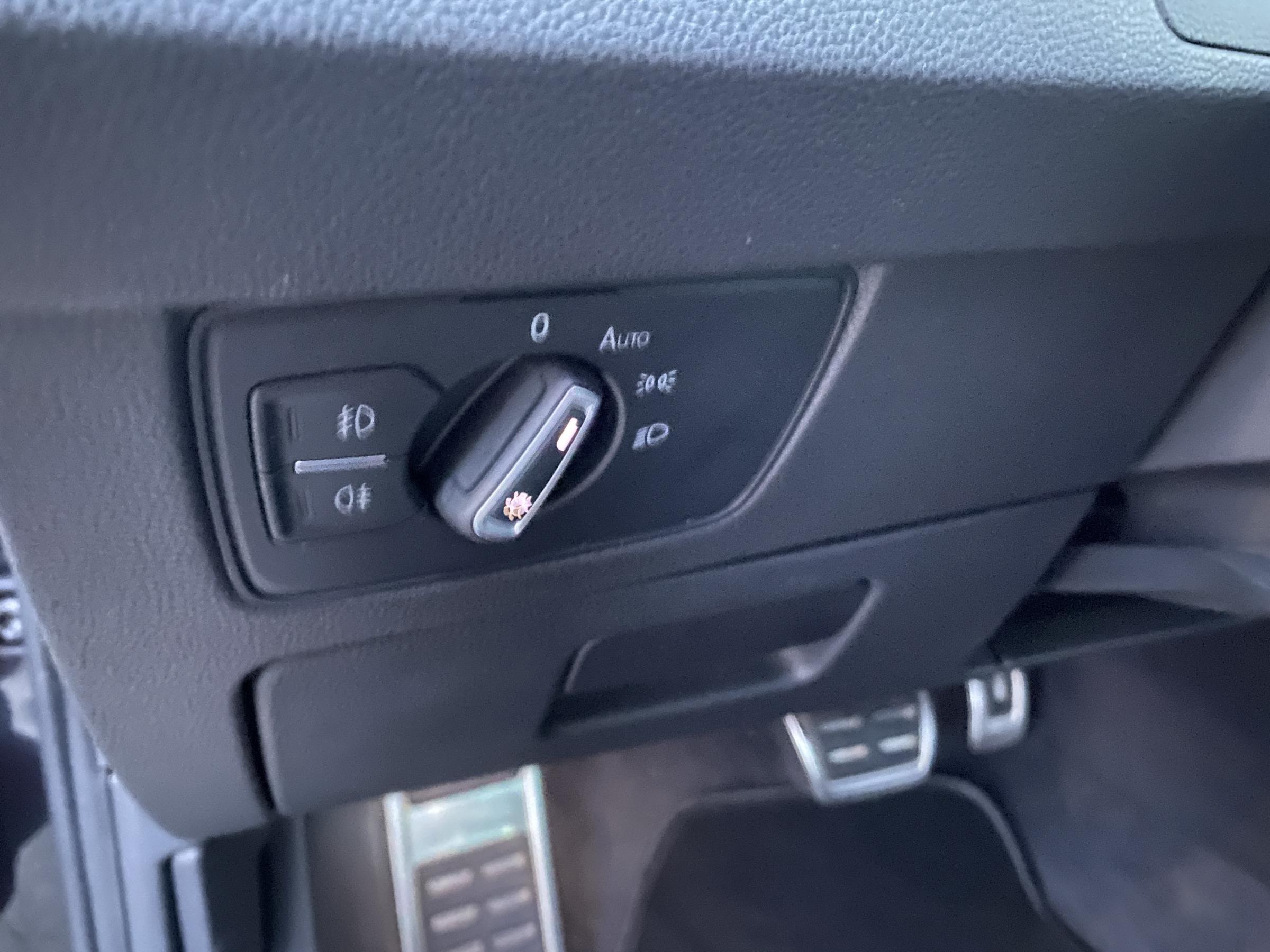 Volkswagen Passat, 2015 - pohled č. 16