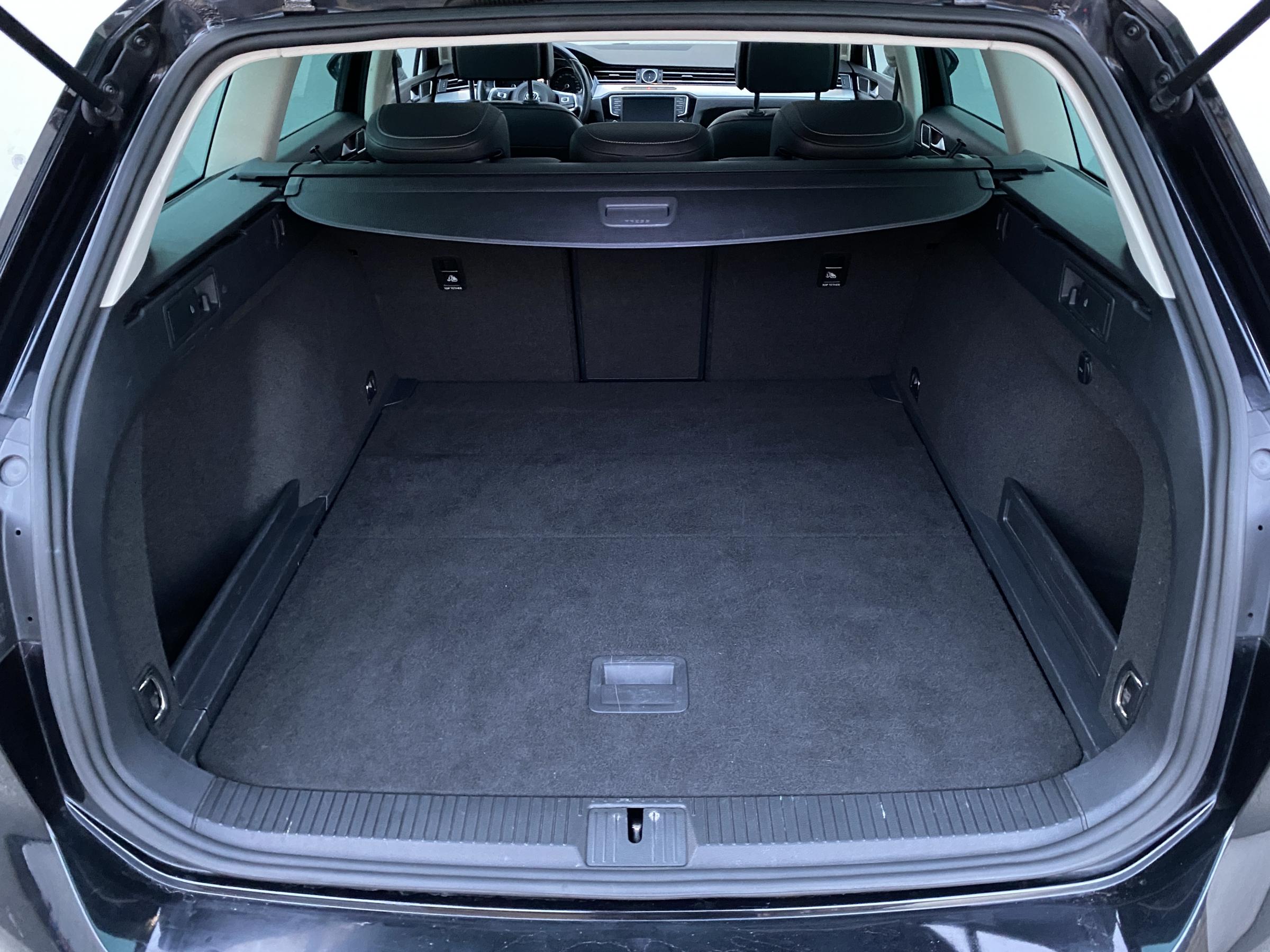 Volkswagen Passat, 2015 - pohled č. 7
